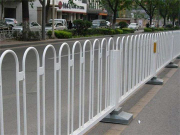 京式交通護欄
